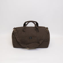 Load image into Gallery viewer, Terra Thread Bumi Eco Sustainable Sports Duffel Bag
