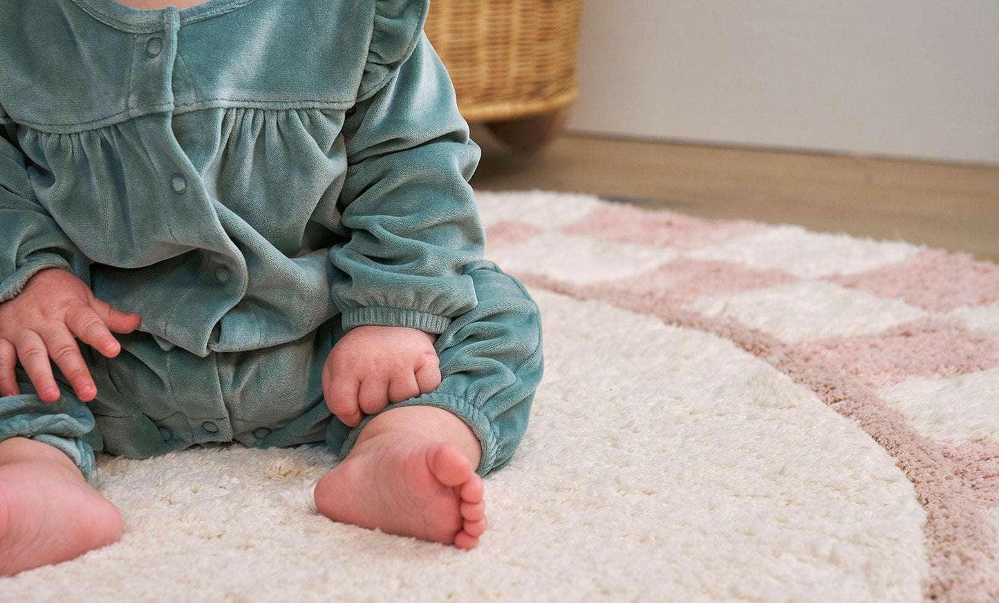 Sage & Wild Checkered Charm Rug - GOTS Certified Organic Cotton Kids' Room Round Rug