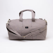 Load image into Gallery viewer, Terra Thread Aarde Eco-Friendly Gym Sports Camp Weekender Duffle Bag
