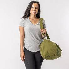 Load image into Gallery viewer, Terra Thread Aarde Eco-Friendly Gym Sports Camp Weekender Duffle Bag
