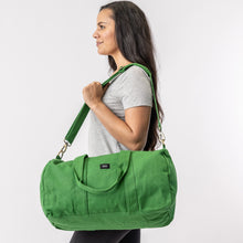 Load image into Gallery viewer, Terra Thread Aarde Eco-Friendly Gym Sports Camp Weekender Duffle Bag
