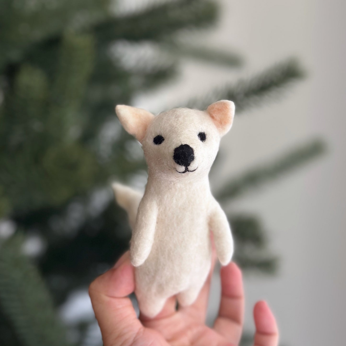 Dire Wolf Finger Puppet