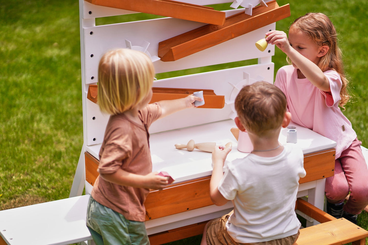 Avenlur Large Eco-Friendly Wooden Water Table – Multi-Level Sensory Play with Water Wheels & Tabletop