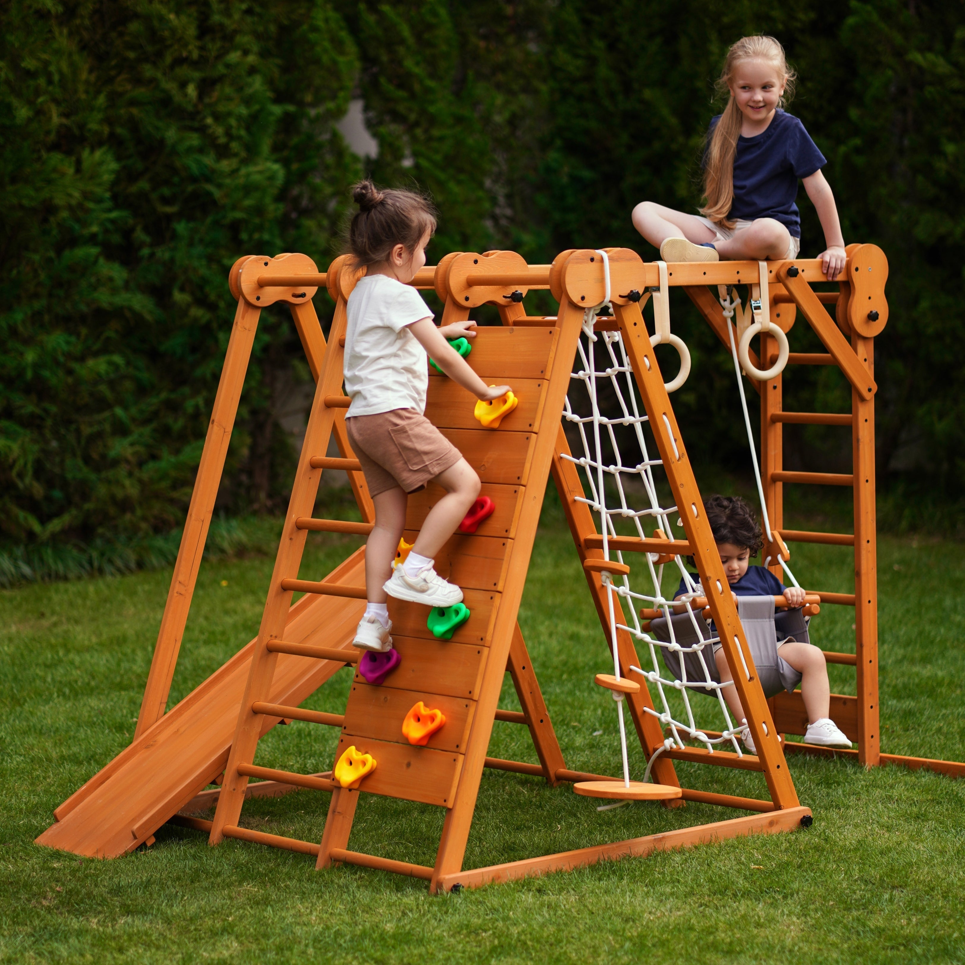 Avenlur Chestnut - 8-in-1 Eco-Friendly Wooden Jungle Gym for