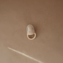 Load image into Gallery viewer, Silicone Fresh Food Feeder 2-Pack
