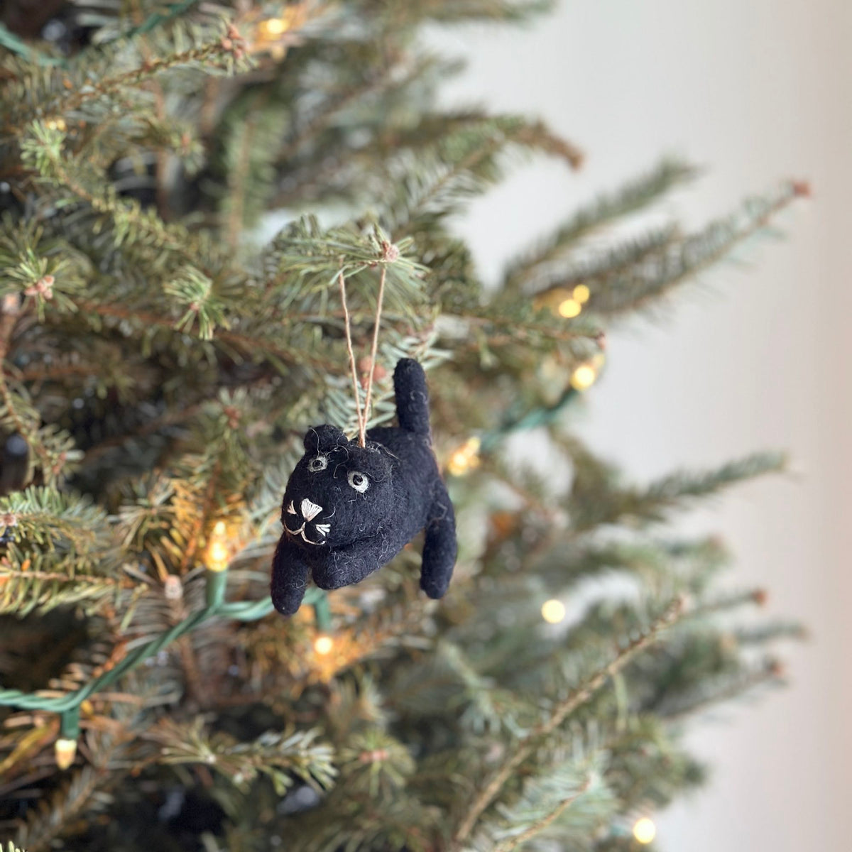 Cats Christmas Ornament Set of 4 – Handmade Wool Felt Holiday Decor