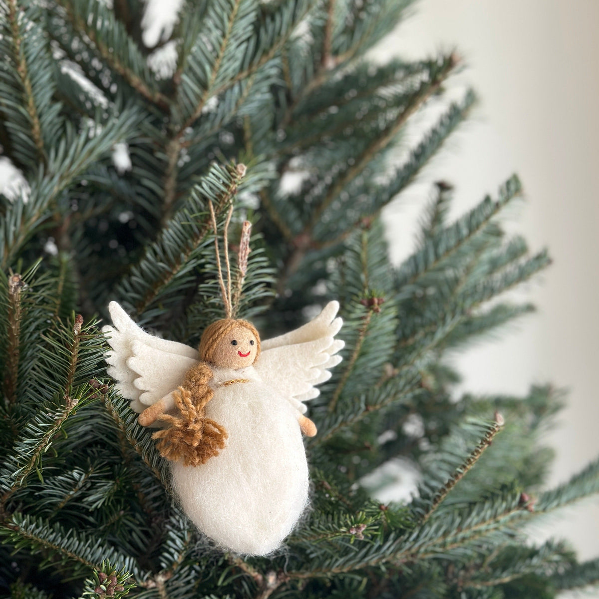 Christmas Angel Ornament – Handmade Wool Felt Holiday Decor