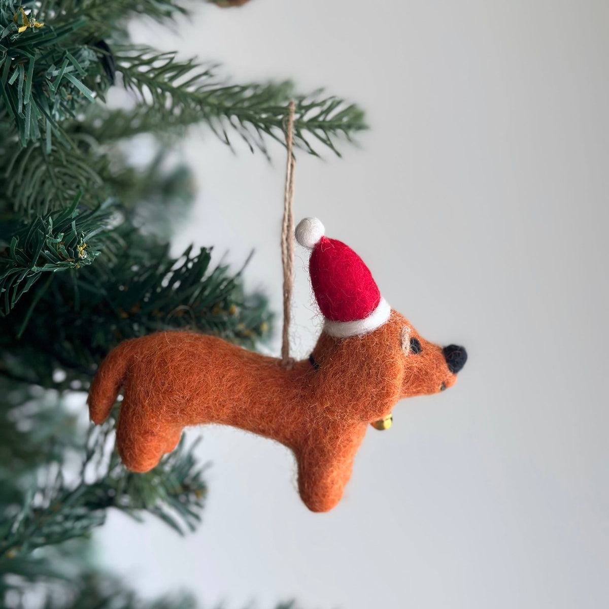 Dachshund with Christmas Hat Ornament – Handmade Wool Felt Holiday Decor
