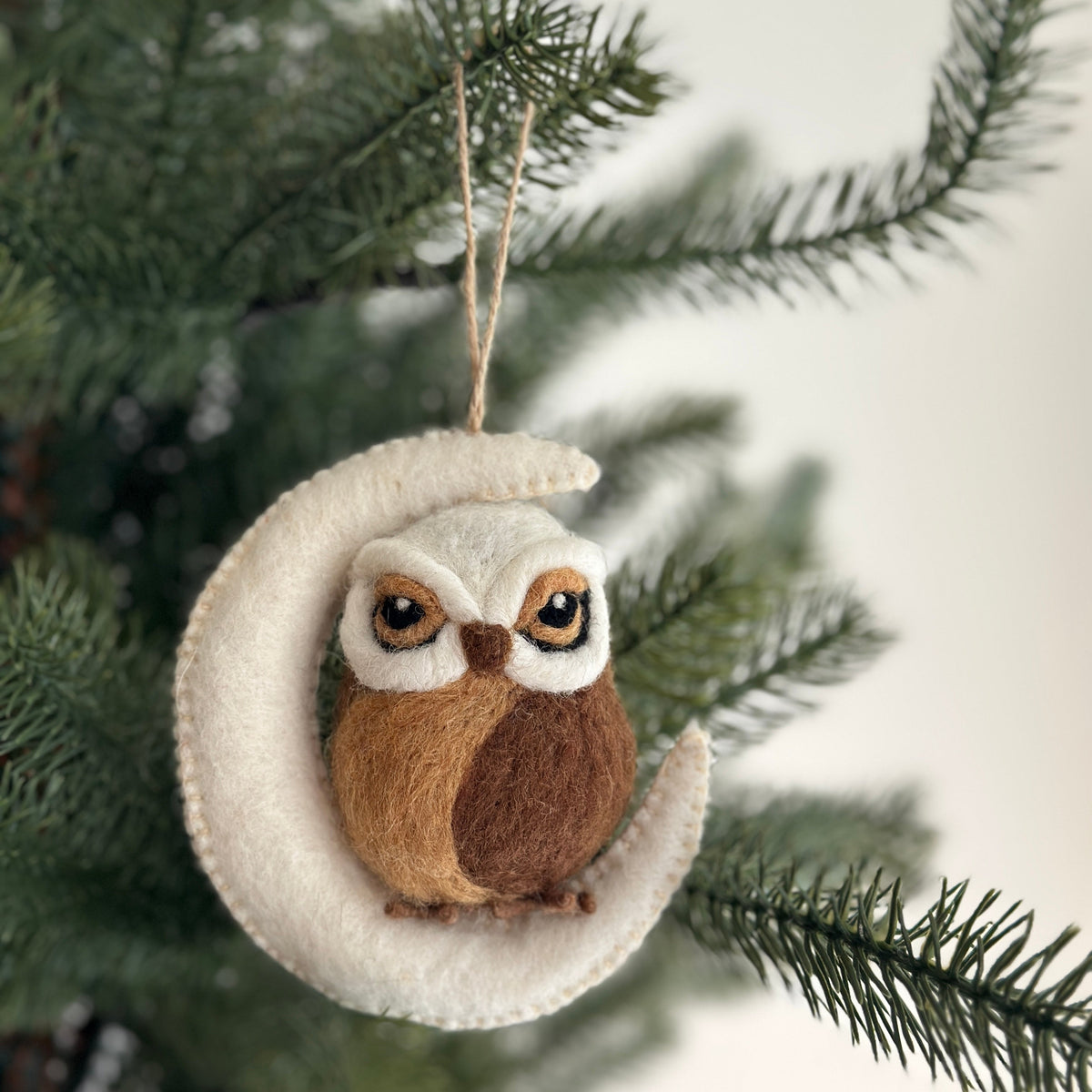 Needle-Felted Owl Ornament – Handmade Wool Felt Holiday Decor