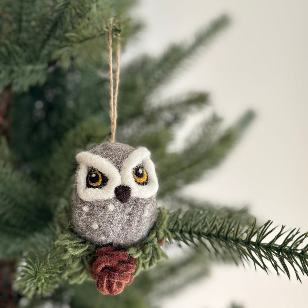 Needle-Felted Owl Ornament – Handmade Wool Felt Holiday Decor