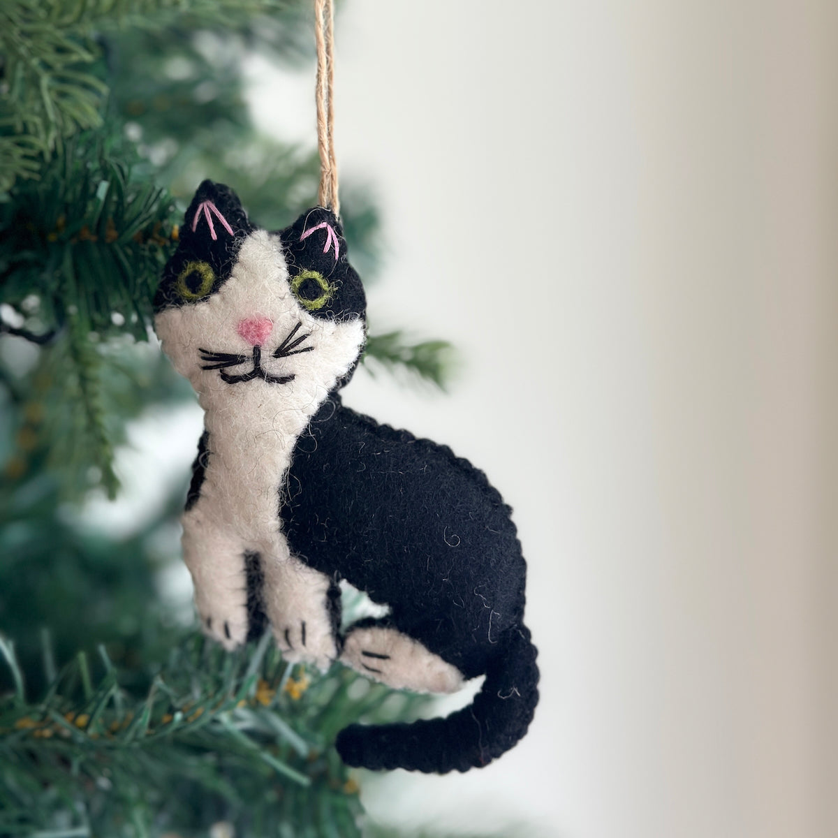 Stitched Cat Ornament – Handmade Wool Felt Holiday Decor
