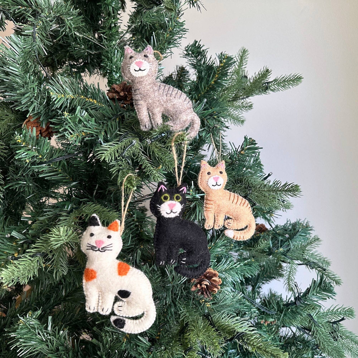 Stitched Cat Ornament – Handmade Wool Felt Holiday Decor