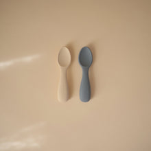 Load image into Gallery viewer, Silicone Toddler Starter Spoons 2-Pack
