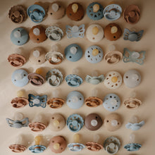 Load image into Gallery viewer, FRIGG Andersen Fairytale Natural Rubber Pacifier 2-Pack
