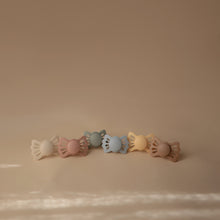 Load image into Gallery viewer, FRIGG Lucky Symmetrical Silicone Pacifier 2-Pack (0-6 Months)
