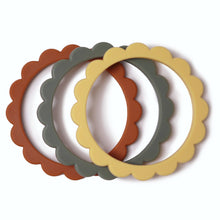 Load image into Gallery viewer, Flower Teether Bracelet
