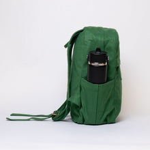 Load image into Gallery viewer, Terra Thread Earth Sustainable GOTS Organic Cotton Backpack
