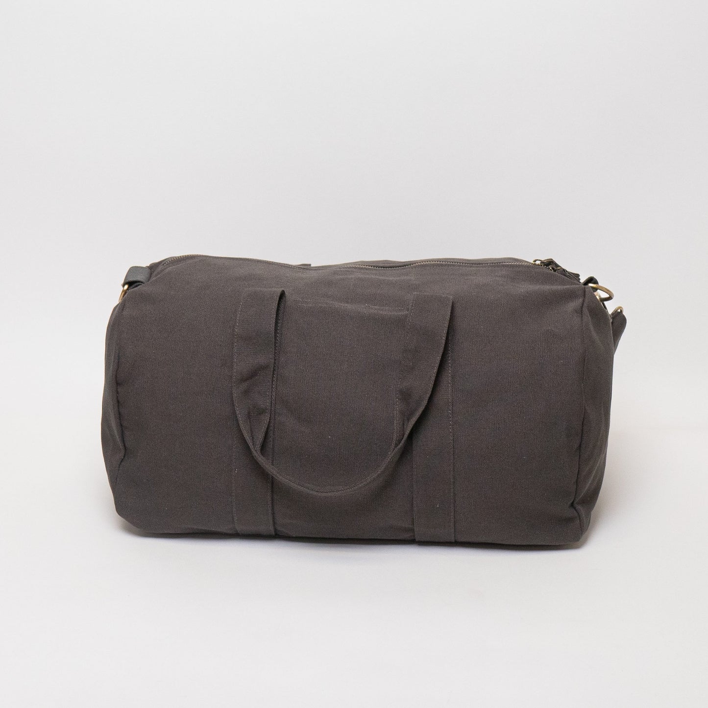 Terra Thread Aarde Eco-Friendly Gym Sports Camp Weekender Duffle Bag