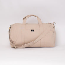 Load image into Gallery viewer, Terra Thread Bumi Eco Sustainable Sports Duffel Bag
