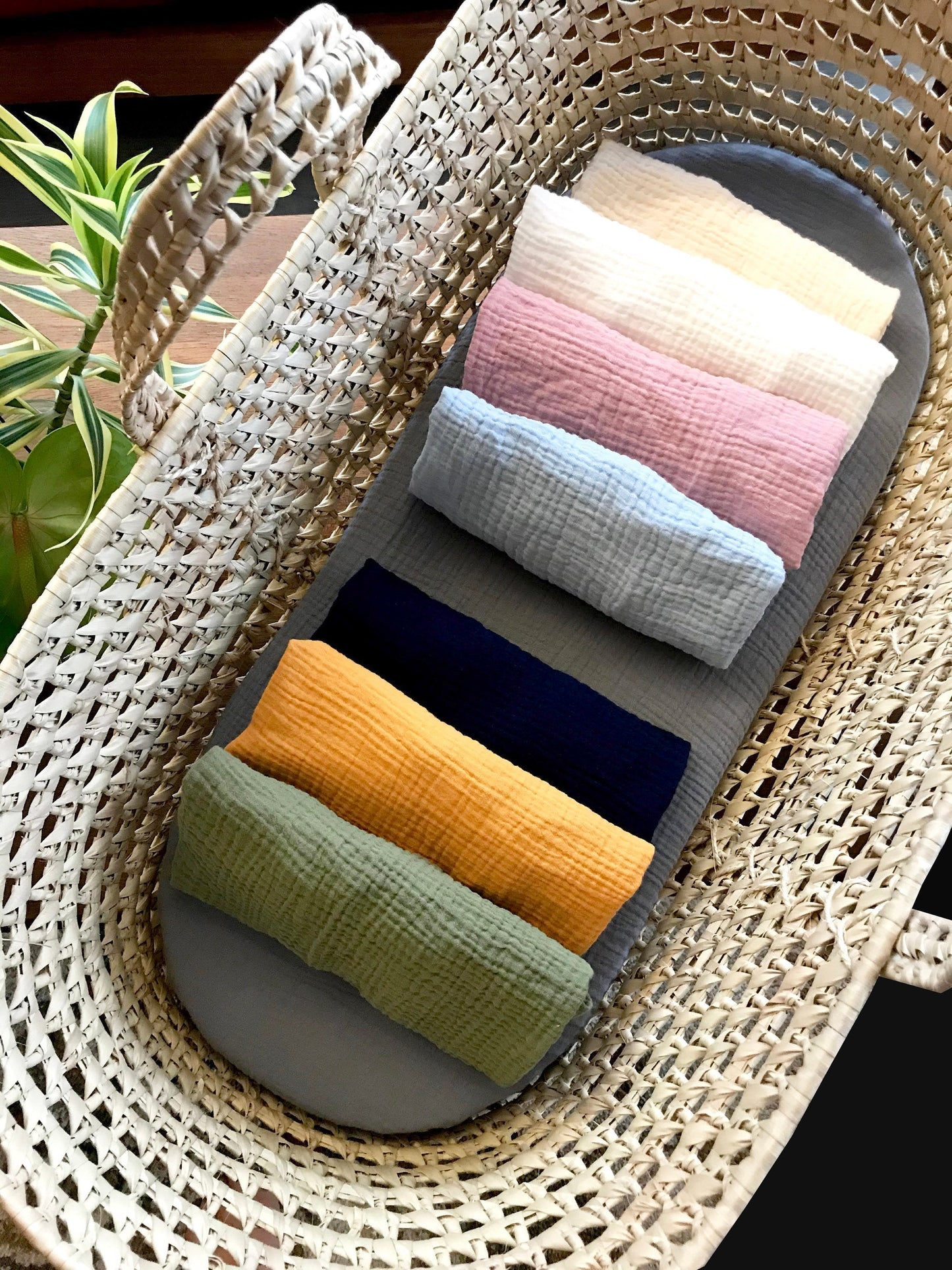 Wendy Anne Organic Muslin Cotton Custom Made Fitted Sheet | Bassinet, Mini Crib, Travel Crib