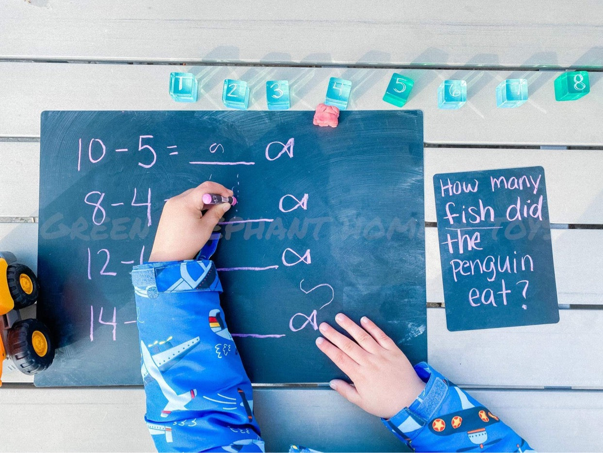 100 Pcs Rainbow Translucent Lucite Cubes Set with Storage Tray
