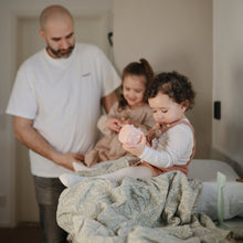 Load image into Gallery viewer, Diaper Cream Applicator
