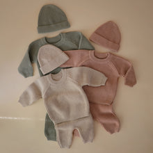 Load image into Gallery viewer, Mushie Organic Cotton Chunky Knit Baby Beanie
