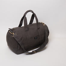 Load image into Gallery viewer, Terra Thread Aarde Eco-Friendly Gym Sports Camp Weekender Duffle Bag
