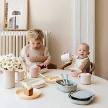 Load image into Gallery viewer, Dinnerware Fork and Spoon Set
