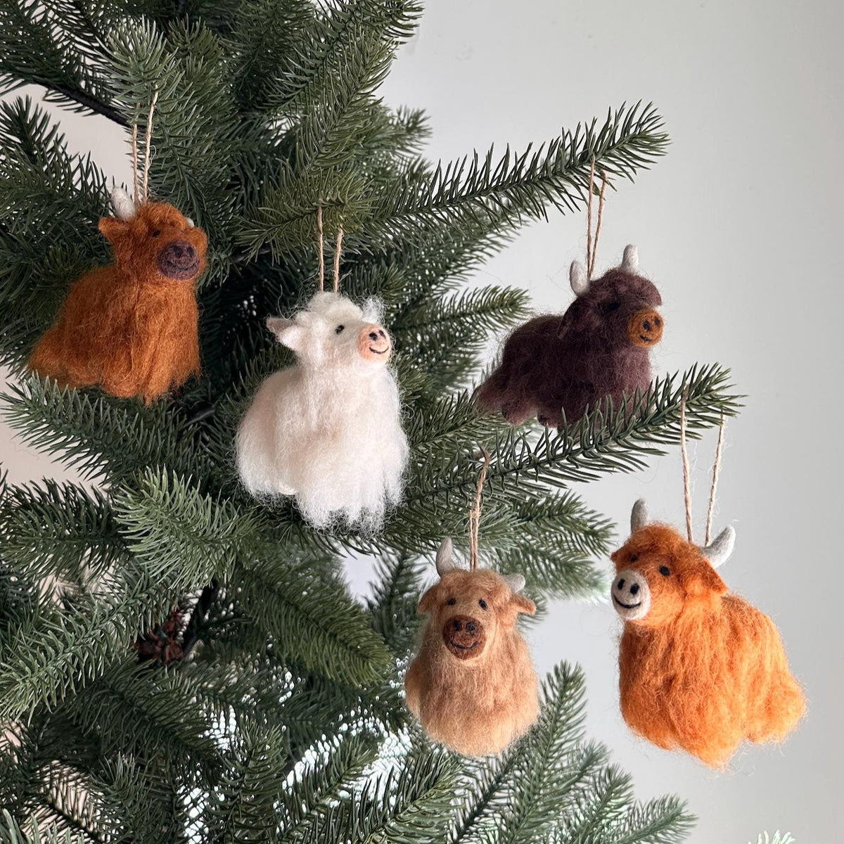 Highland Cow Ornament – Handmade Wool Felt Holiday Decor