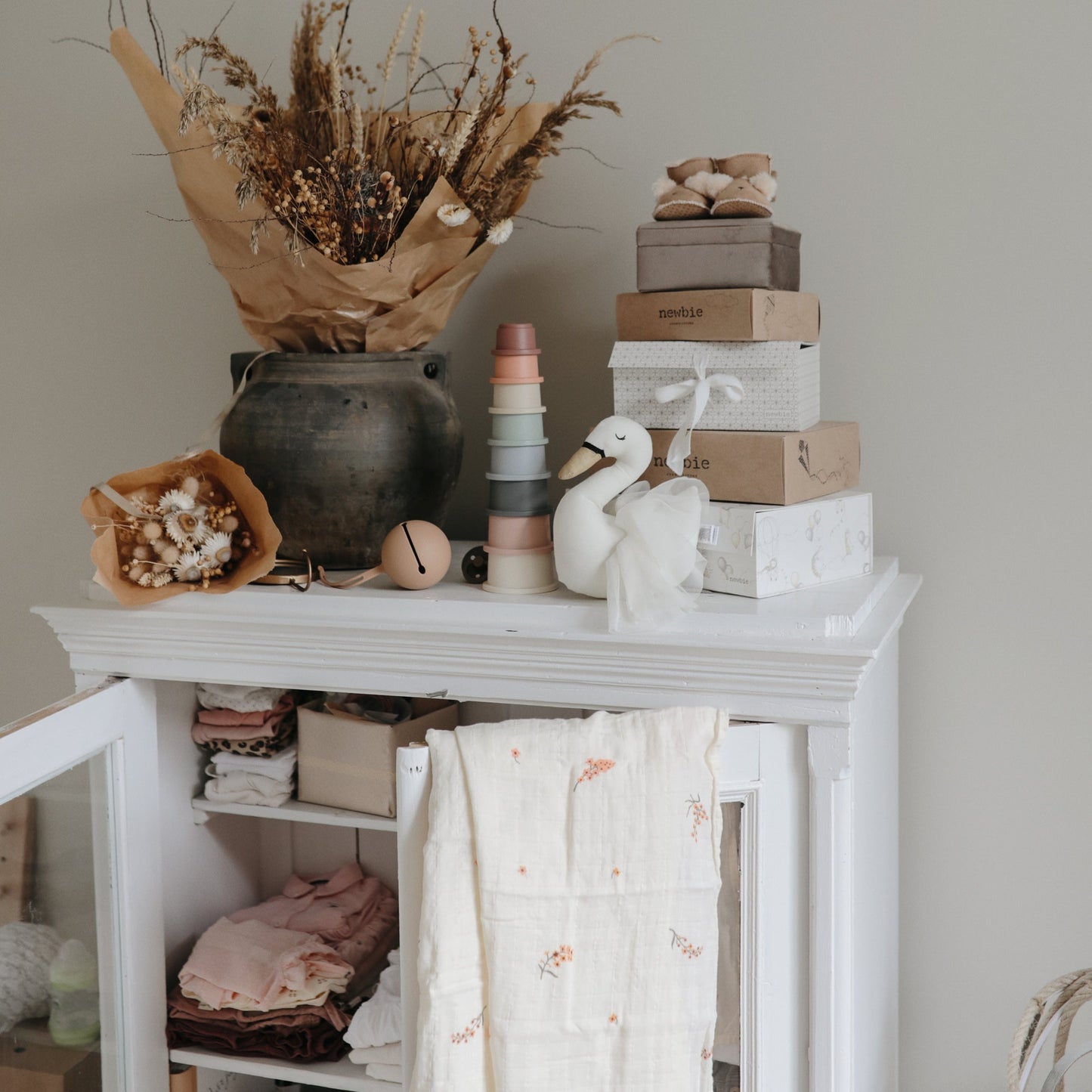 Mushie Organic Cotton Muslin Swaddle Blanket