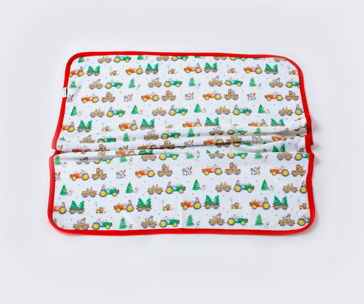 Moo-y Christmas Organic Cotton Baby Blanket – GOTS Certified Holiday Blanket