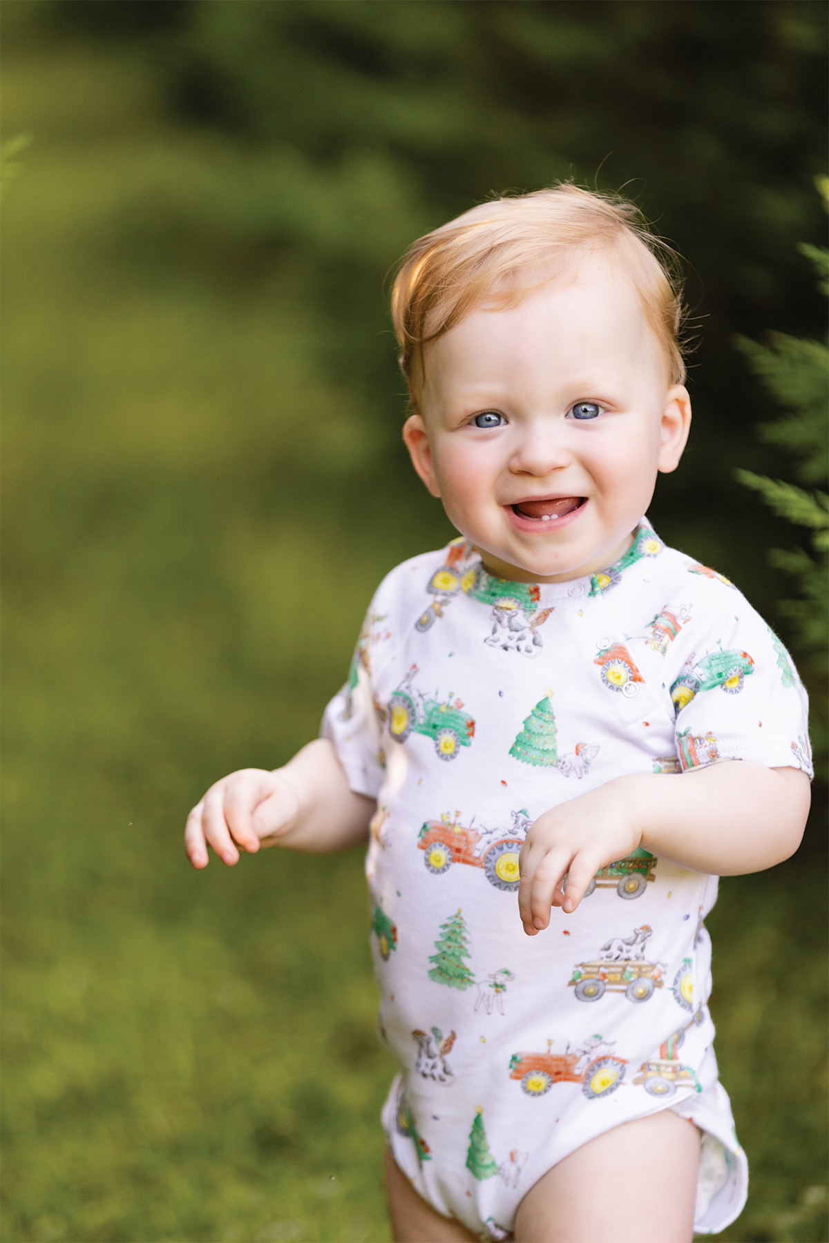 Moo-y Christmas Organic Cotton Baby Onesie – GOTS Certified, 0–18 Months