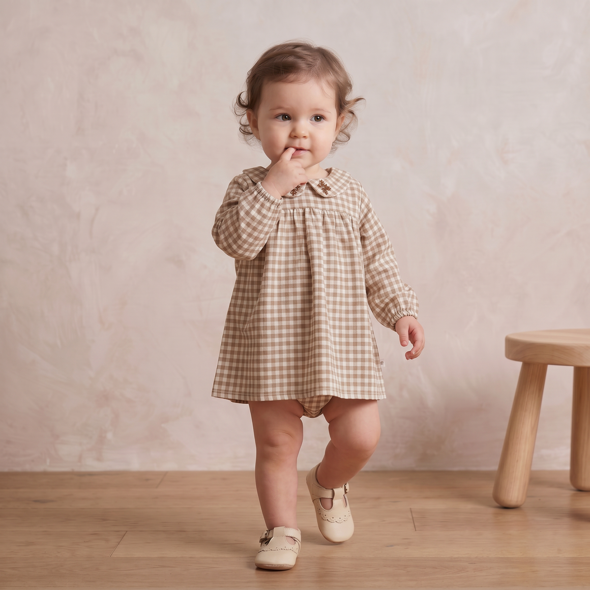 Organic Peter Pan Collar Dress for Babies – Oat Gingham