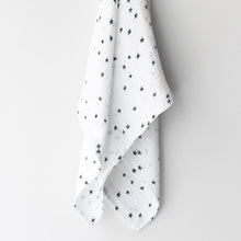 Load image into Gallery viewer, Wee Gallery Organic Muslin Swaddle - Stars
