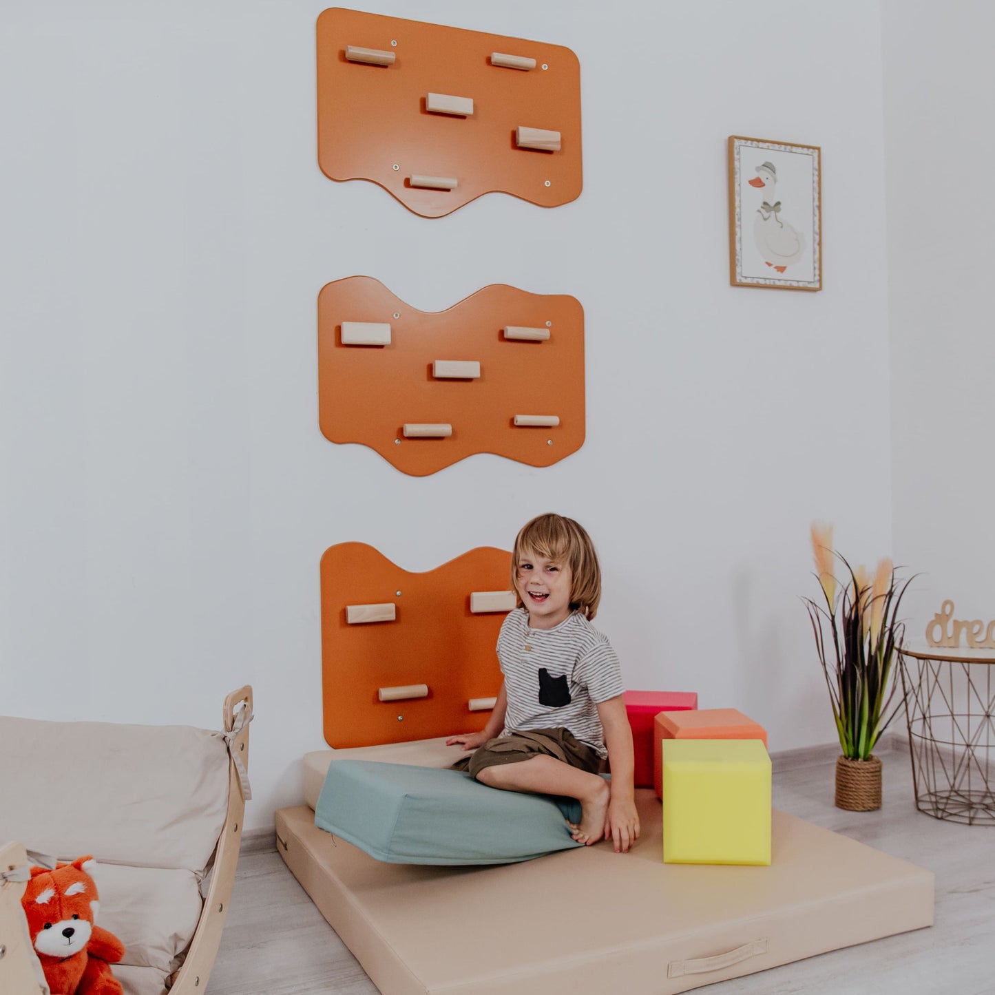 Indoor Rock Wall with Cloud-Shaped Panels & Wooden Climbing Holds for Kids 3-10