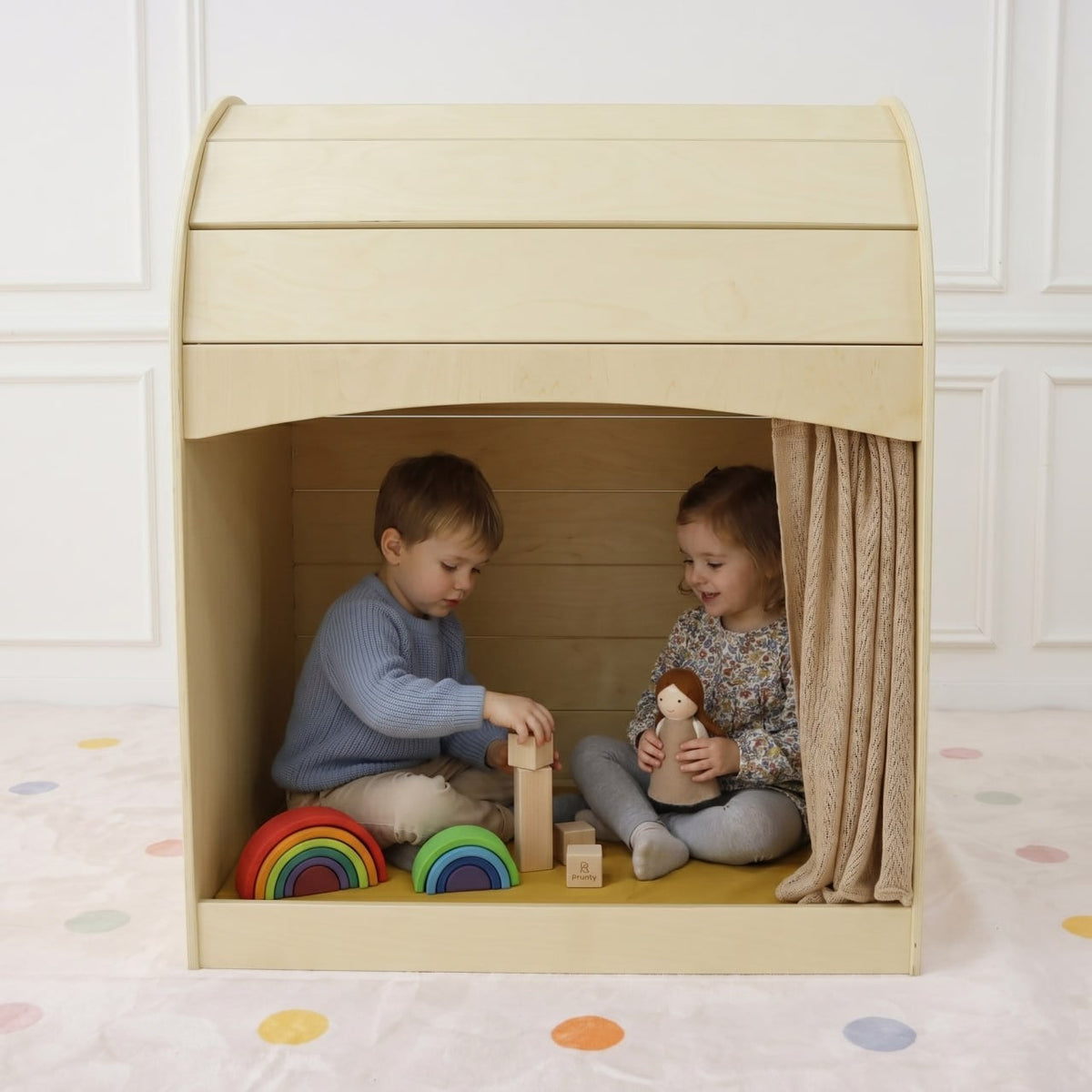 Avenlur Nambar Wooden Montessori Reading Nook – Cozy Kids' Play Hideaway with Curtain & Cushion