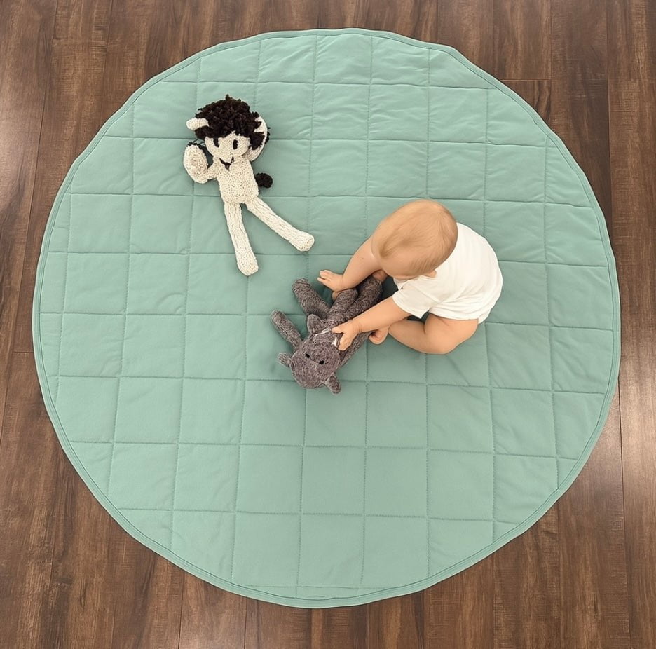 Finn + Emma Organic Play Mat | Round | Basil Green