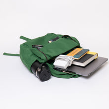 Load image into Gallery viewer, Terra Thread Earth Sustainable GOTS Organic Cotton Backpack
