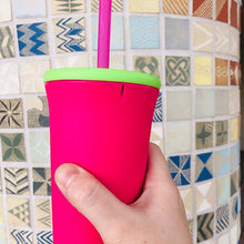 Load image into Gallery viewer, Silicone Tumbler Lid for Straws
