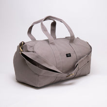 Load image into Gallery viewer, Terra Thread Aarde Eco-Friendly Gym Sports Camp Weekender Duffle Bag
