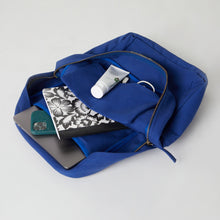 Load image into Gallery viewer, Terra Thread Earth Sustainable GOTS Organic Cotton Backpack
