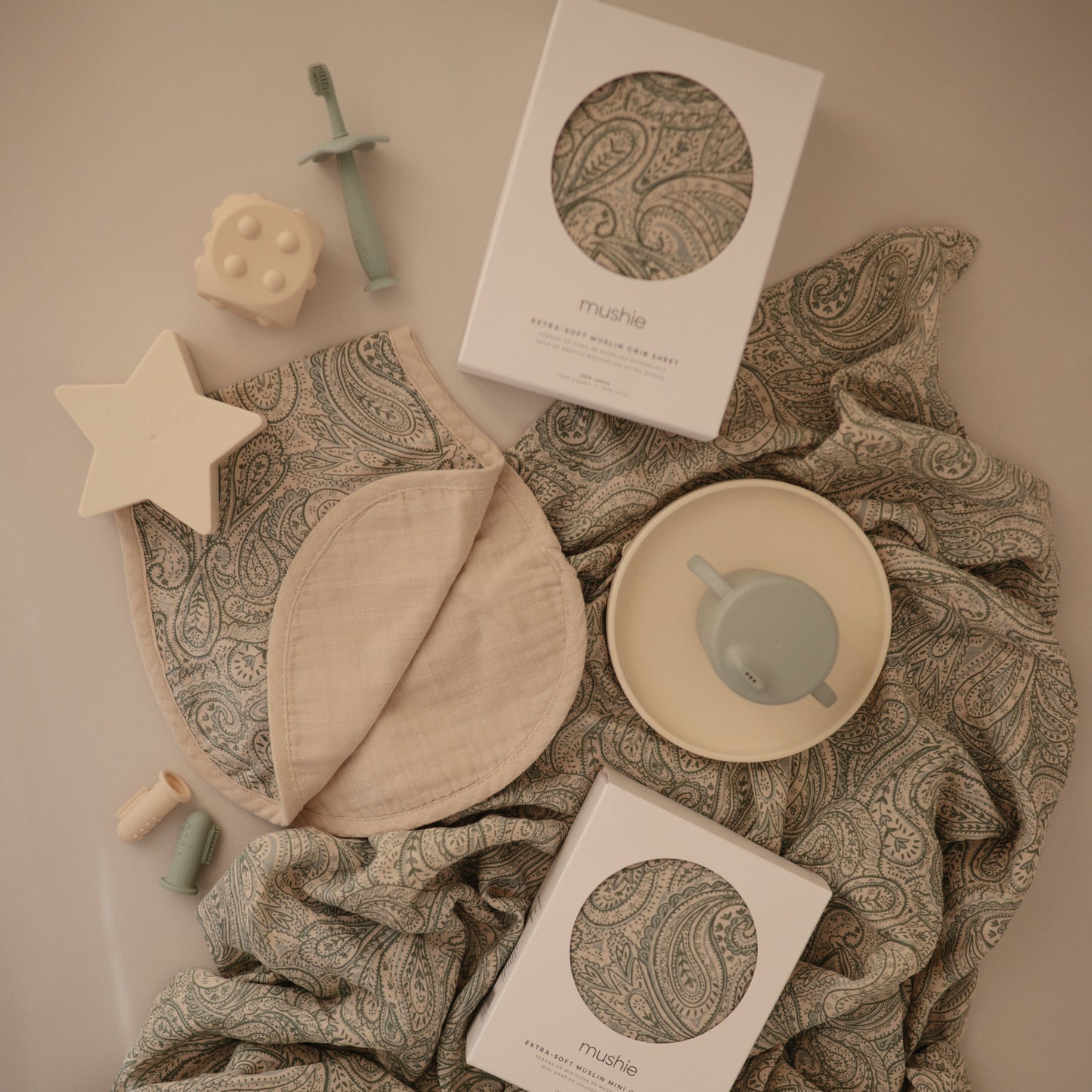 Mushie Organic Cotton Muslin Swaddle Blanket