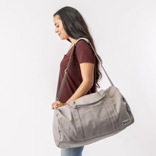 Load image into Gallery viewer, Terra Thread Bumi Eco Sustainable Sports Duffel Bag
