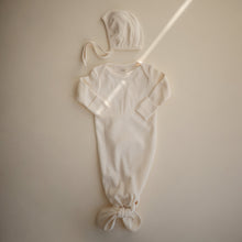 Load image into Gallery viewer, Mushie Organic Cotton Ribbed Baby Bonnet
