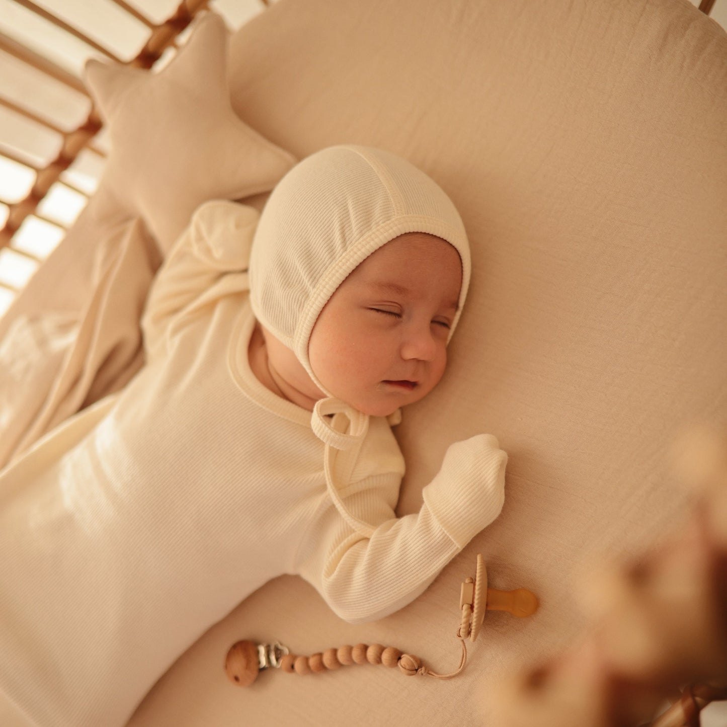 Mushie Organic Cotton Ribbed Baby Bonnet