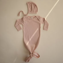 Load image into Gallery viewer, Mushie Organic Cotton Ribbed Baby Bonnet
