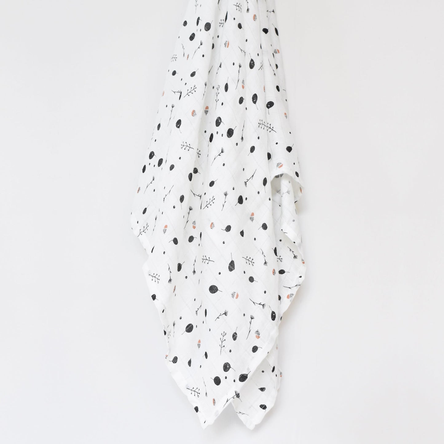 Wee Gallery Eco-Friendly Non-Toxic Newborn Baby Gift Set - Baby Animals