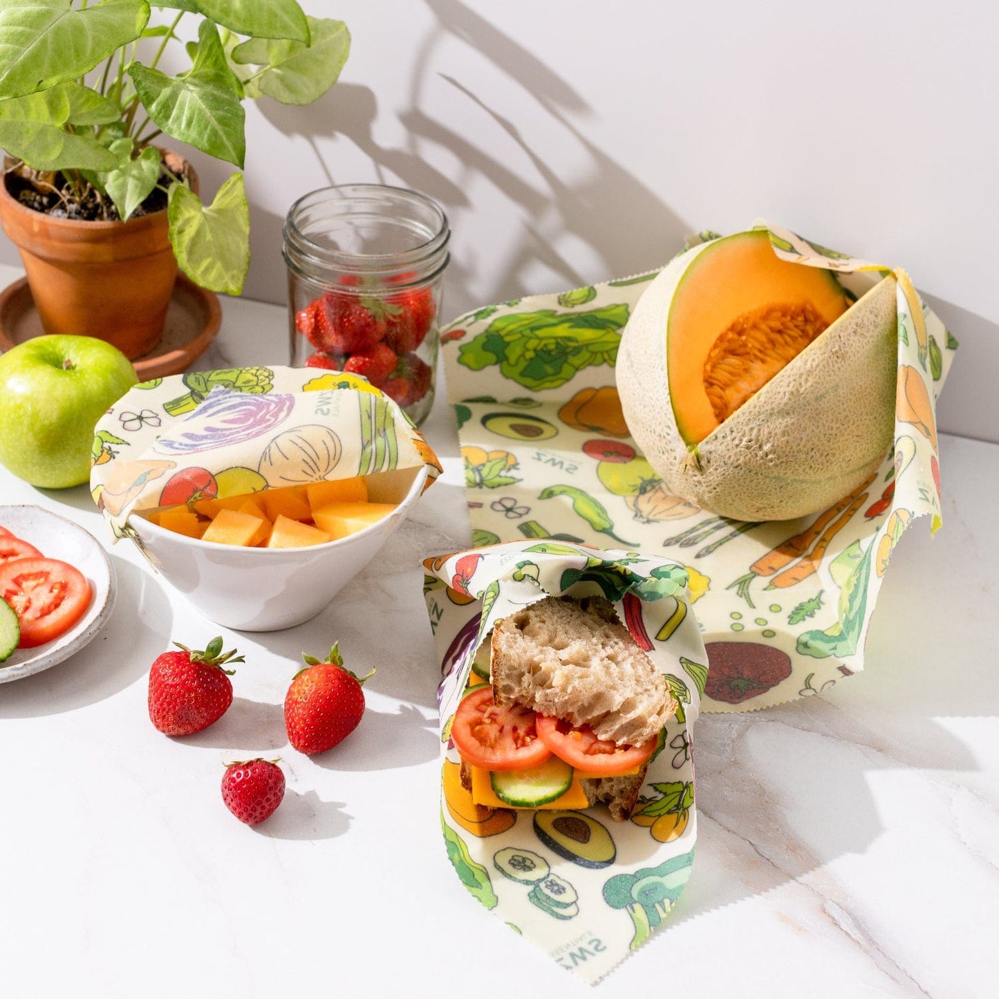 Beeswax Wraps – Plastic-Free Food Storage