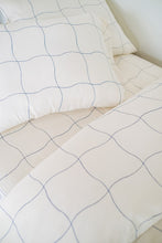 Load image into Gallery viewer, Kindred Organic Wavy Grid Sheet Set | Twin
